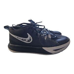 Nike Black Mesh Athletic Sneakers with White Swoosh Tag
